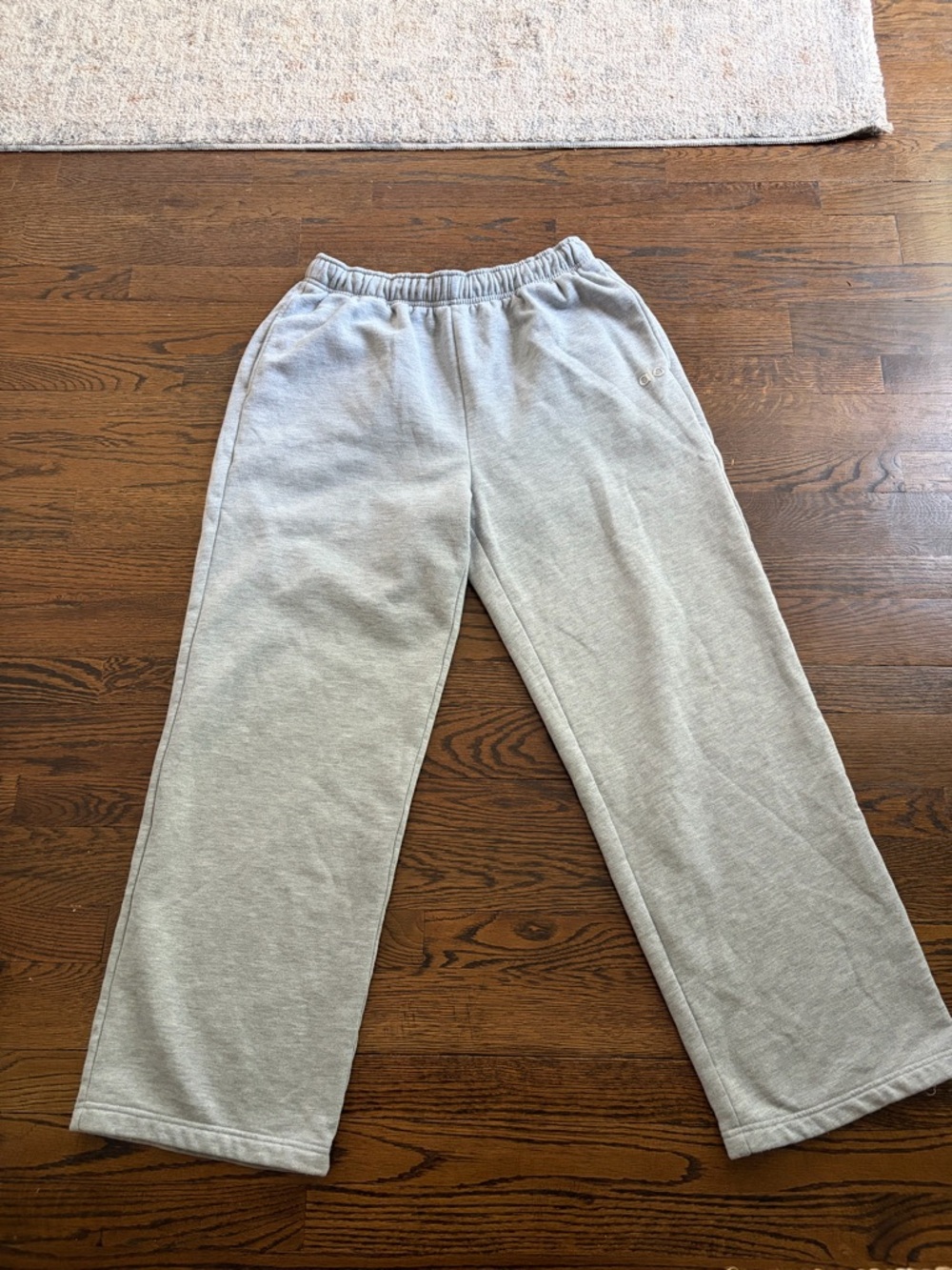 ALO Yoga Light Gray Wide-Leg Sweatpants